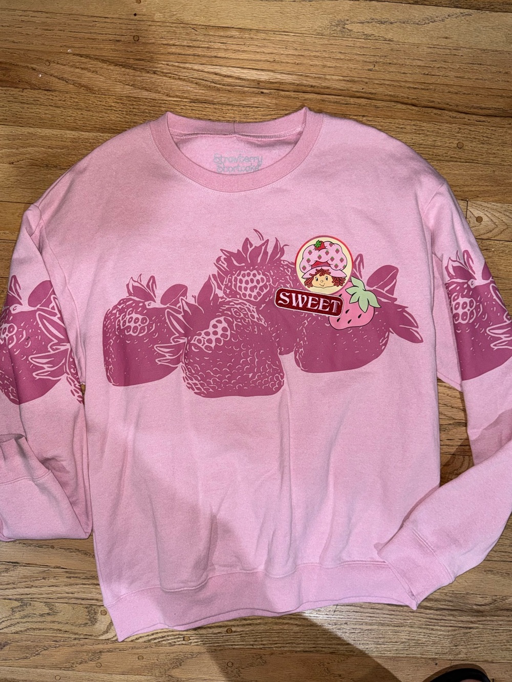 Strawberry shortcake pink sweatshirt size m women's